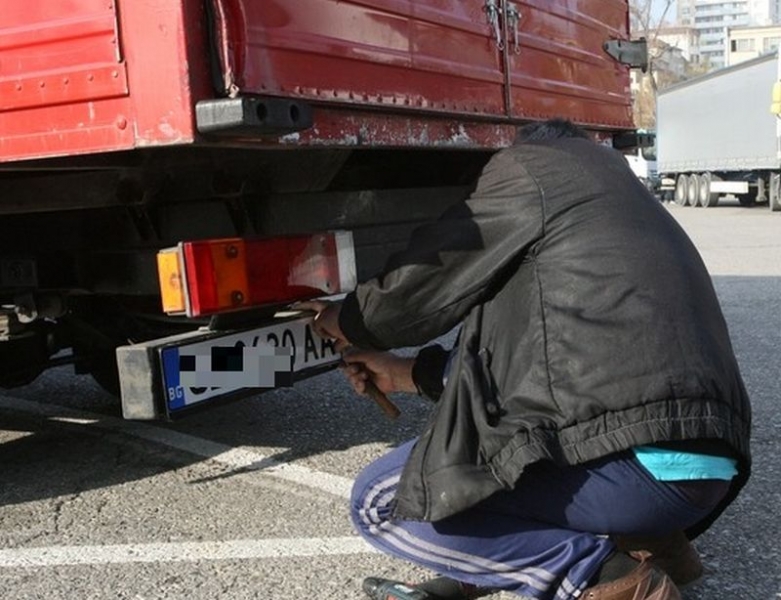 Промените в Закона за движение отвориха нов бизнес за крадците